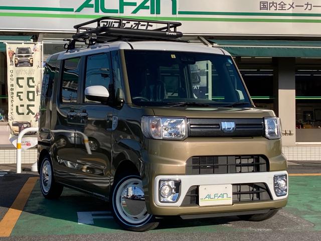 ダイハツ ウェイク Ｄ　ＳＡＩＩＩ　衝突被害軽減ブレーキ　★走行６２００ｋｍ　ナビ　フルセグＴＶ　バックモニター　ＬＥＤヘッドライト　１４インチアルミホイール　ＩＮＮＯルーフキャリア付き　ツートーンカラー　車検整備付