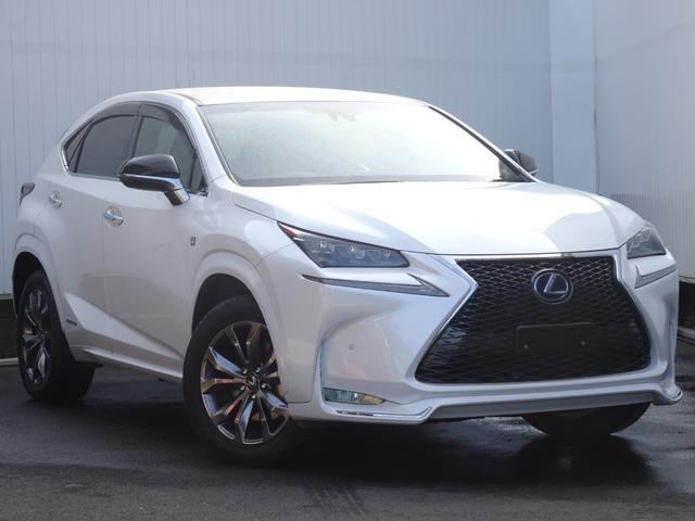 ＮＸ３００ｈ　Ｆスポーツ　純正エアロ　ブラックレザーシート　４ＷＤ　マークレビンソン　フルセグＴＶ　ＳＤナビ　Ｂｌｕｅｔｏｏｔｈ対応　ＤＶＤ再生可能　バックカメラ　シートヒーター　３眼ＬＥＤヘッドライト　パワバックドア　ＥＴＣ