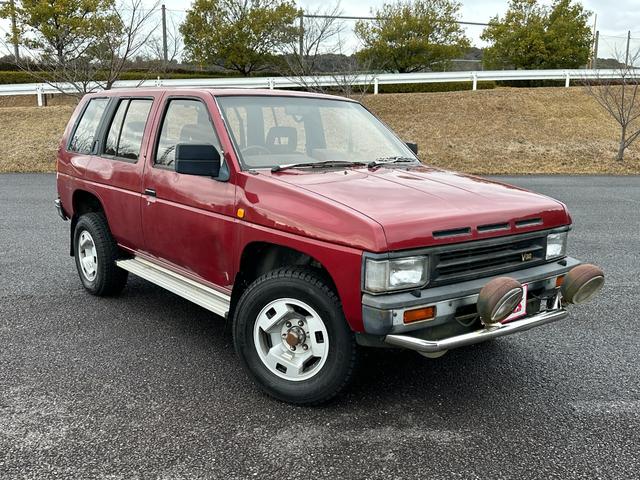 Ｖ６－３０００　Ｒ３Ｍ　Ｖ３０　Ｒ３Ｍ　ガソリン　４ＷＤ　ベース車両