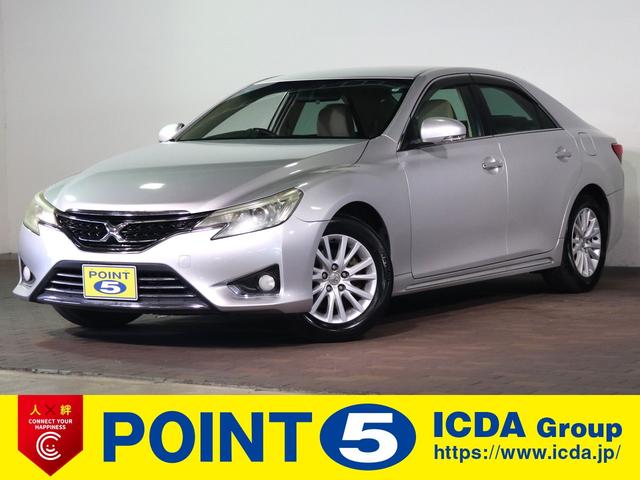 マークＸ(トヨタ) プレミアム　純正ＳＤナビ　ＣＤ・ＤＶＤ再生　フルセグＴＶ　Ｂｌｕｅｔｏｏｔｈ接続　バックカメラ　インテリキー　ＥＴＣ　ＨＩＤ　クルーズコントロール　パワーシート　シートヒーター　純正ＡＷ　タイミングチェーン 中古車画像