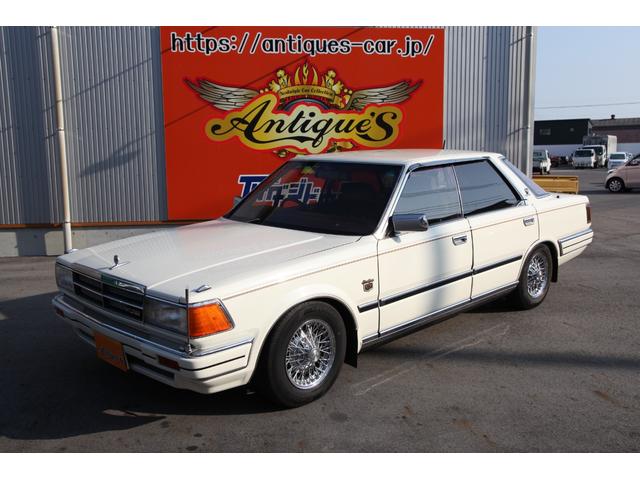 Ｙ３０グロリア入庫！クレーガーホイール！ ＶＧ２０ターボ！助手席シートＶＩＰ用！デジタルインナーミラー型ドラレコ！