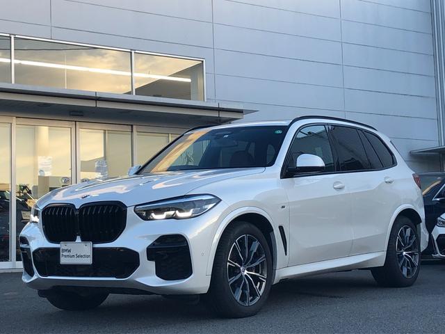 ｘＤｒｉｖｅ　４０ｄ　Ｍスポーツ　当社試乗車ＵＰ・ＡｐｐｌｅＣａｒＰｌａｙ・アンビエントライト・電動リアゲート・ブラウンレザー・シートエアコン・パノラマサンルーフ・ヘッドアップディスプレイ・純正ＴＶ・全方位カメラ・ミラーＥＴＣ