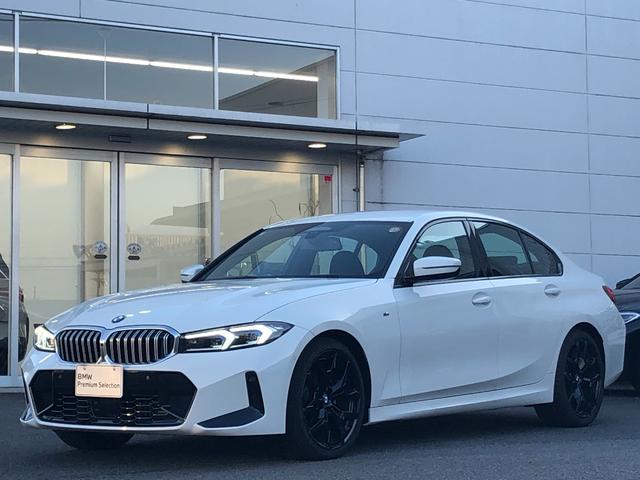 ３シリーズ(BMW) ３２０ｄ　ｘＤｒｉｖｅ　Ｍスポーツ　試乗車・サウンドＰＫＧ・１９インチＯＰアルミ　　ＡｐｐｌｅＣａｒＰｌａｙ・アンビエントライト・全方位カメラ・ヘッドＵＰディスプレイ・純正ＴＶ・オートホールド・ステアリングヒーター・ＡＣＣ・ミラーＥＴＣ 中古車画像