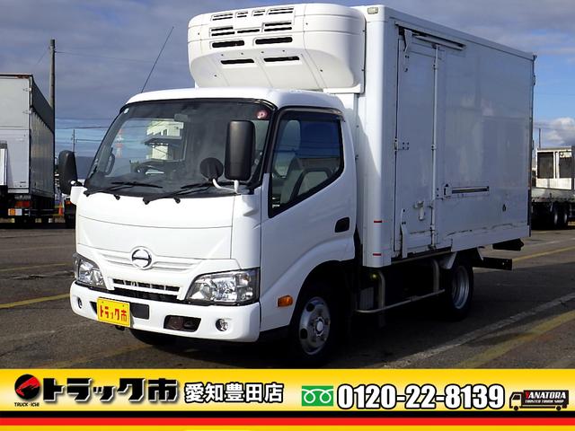 　２トン　冷蔵冷凍車　－３０℃〜３０℃　全低床　両側スライドドア　荷台床システムフロア　衝突軽減ブレーキ　車線逸脱警報　バックカメラ　スマートキー　８ナンバー　２０００ｋｇ　ＡＴ