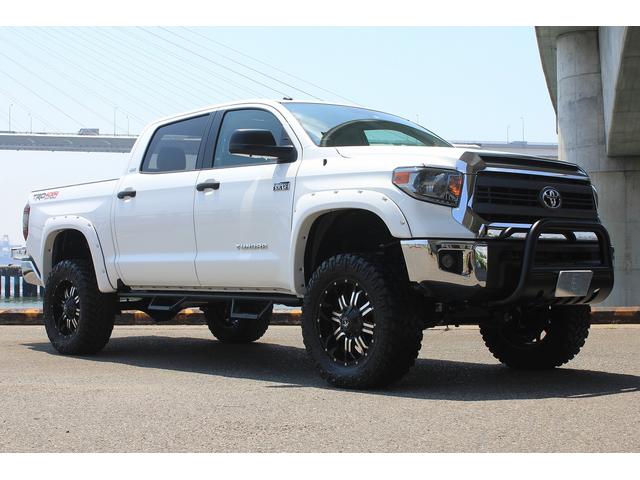 クルーマックスSR5 4WD TRDオフロードPKG新車並行(1枚目)