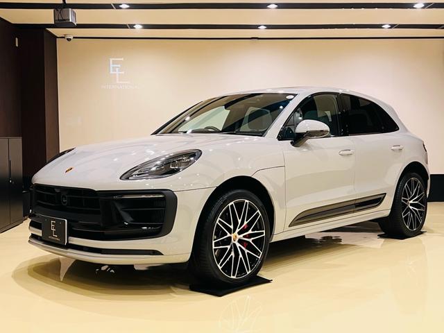 マカン(ポルシェ) マカンS OP399 ワンオーナー禁煙車 禁煙車 OPスポクロ OPホワイトレザーPKG OPルーフライニング OPパノラマルーフ OP21インチスパイダーAW OPエクステリアPKG OPテインテッドLE 中古車画像