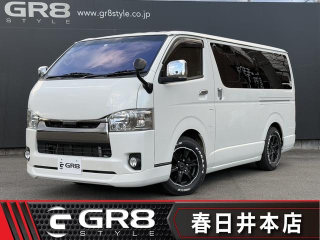 ハイエースバン スーパーＧＬ　ダークプライム　４ＷＤ／ＡＬＰＩＮＥ　ＢＩＧＤＡ／ＡＬＰＩＮＥデジタルインナーミラー／ＥＴＣ／ＥＳＳＥＸフロントスポイラー／サイドステップ／リアライナー／１６ｉｎアルミ／ローダウン／ＬＥＤテール／ベッドキット（1枚目）