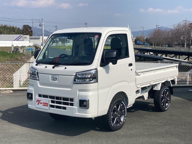 ハイゼットトラック(ダイハツ) スタンダード　登録済み未使用車　４ＷＤ　軽トラック　リフトアップ　ＡＴ　衝突被害軽減システム 中古車画像