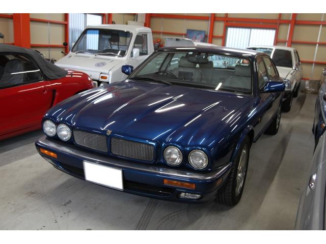 ジャガー ＸＪ ＸＪＲ　４．０スーパーチャージド　ＸＪＲ　４．０スーパーチャージド（５名）