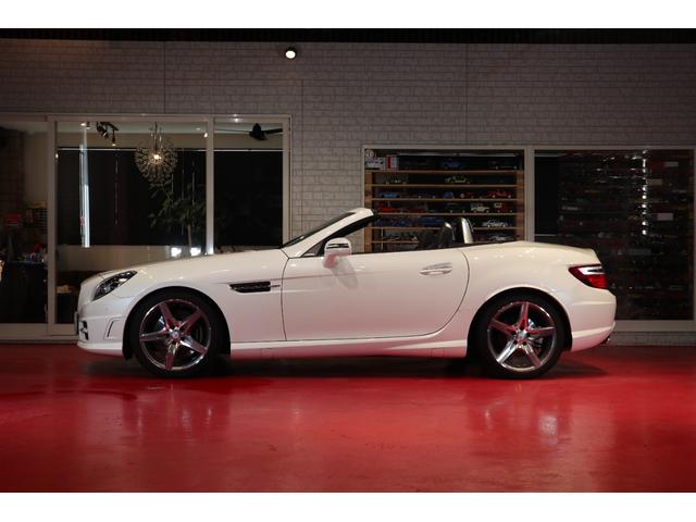 メルセデス ベンツ slk slk200カーボンルックエディション 100台限定車 禁煙 amgpkg マジックスカイルーフの中古車 グーネット中古車 メルセデス ベンツ slk slk200カーボンルックエディション 100台限定車 禁煙 amgpkg マジックスカイルーフの中古車 グーネット中古車