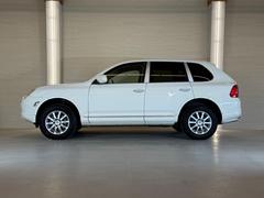 カイエン ベースグレード ファーストモデル最終型 右H 禁煙車 サンドベージュインテリア シートヒーター 中古車画像