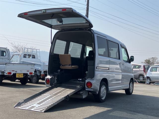　福祉車輌　両側スライドドア　ＡＴ　エアコン　パワーウィンドウ　運転席エアバッグ　助手席エアバッグ