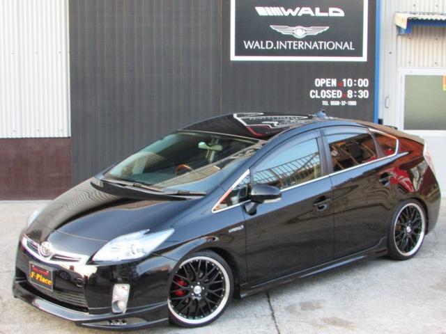 トヨタ プリウス ｓ 車高調 社外１９ａｗ キャリパーｐ 後期テールの中古車 グーネット中古車