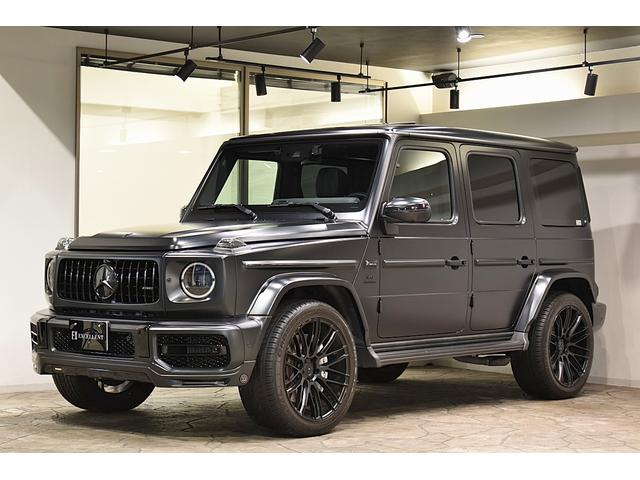 Ｇ６３　ＡＭＧレザーエクスクルーシブパッケージ　マグノナイトブラック　ＢＲＡＢＵＳフロントスポイラー　社外２２ＡＷ　ホワイトキャリパー　ナイトパッケージ仕様　マフラーエンドブラック塗装　サイドステップ／背面タイヤラッピング　Ｄ記録簿Ｒ２／Ｒ３／Ｒ４