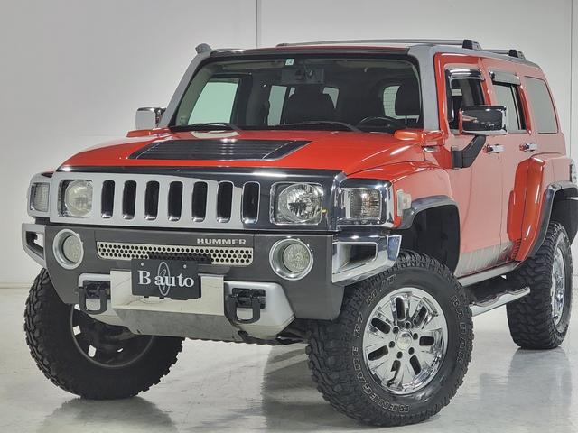 ハマー ハマーＨ３ Ｖ８　正規Ｄ車　５．３Ｌ　Ｙ８エンジン　４ＷＤ　社外ホイール　メッキパーツ　リフトアップ　社外マフラー　背面タイヤカバー　サンルーフ　社外オーディオ　Ｓ．Ｂカメラ　ＥＴＣ　革シート　サイドデカール