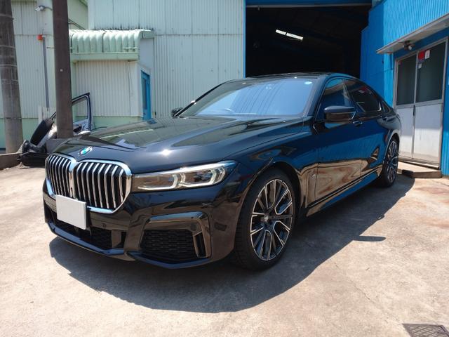 ７シリーズ ７４０ｄ　ｘＤｒｉｖｅ　Ｍスポーツ　ＬＣＩモデル当社管理ユーザー様下取り車（1枚目）