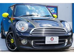 ＭＩＮＩ　ＭＩＮＩ　クーパー　ＲＡＹパッケージ　専用１７インチアルミホイール　ストライプデカール