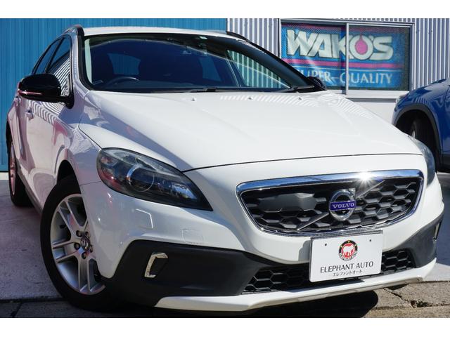 ボルボ V40