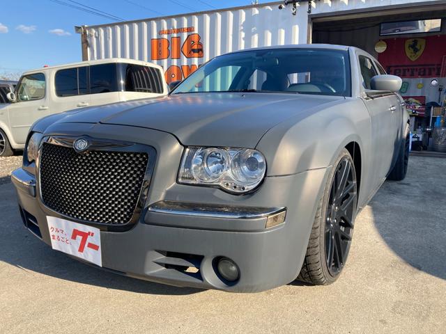 クライスラー・３００(クライスラー) ３００Ｃ　２２インチホイール　車高調　フルセグ　バックカメラ　マフラー 中古車画像