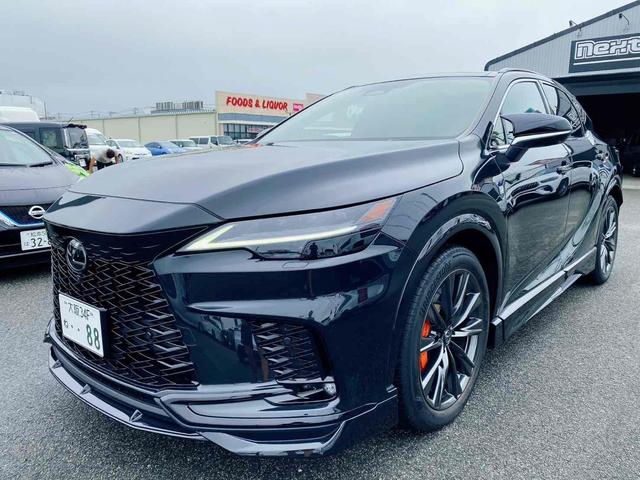 ＲＸ ＲＸ３５０　Ｆスポーツ　４ＷＤ　エアロダイナミクスパッケージ　ＦＳＲエアロ　ミラーウイングマフラー　フィニッシュブレードイルミネーション　メーカーフルセグナビ　パノラマガラスルーフ　デジタルインナーミラー　クルコン　レザー（1枚目）
