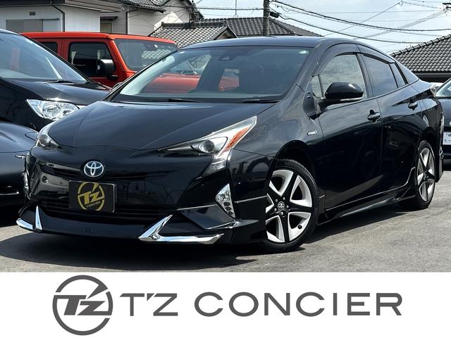 後方確認をサポート！バックカメラ付き！ シートヒーター　スマートキー　電動格納ミラー　盗難防止システム　革シート