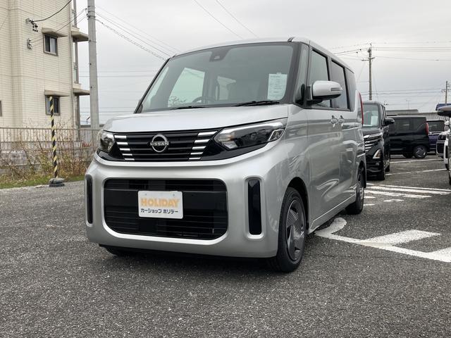 日産 ルークス Ｘ　届け出済み未使用車　全周囲カメラ　両側スライド