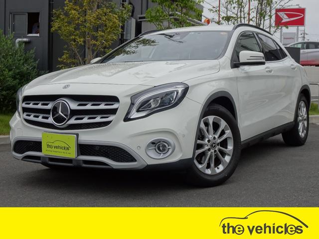 メルセデス・ベンツ GLAクラス GLA180 LEDヘッドライト