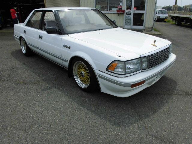 トヨタ ロイヤルサルーン