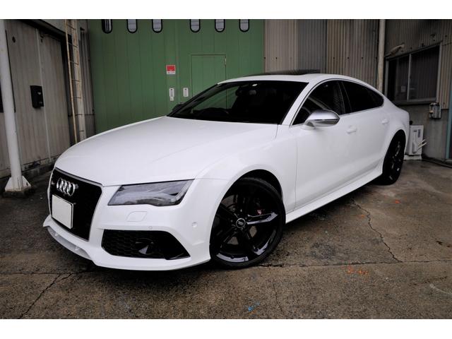 アウディ ＲＳ７スポーツバック ベースグレード　買取車直販車／サンルーフ／黒革シート／レーダークルーズ／ＢＯＳＥサウンド／純正鍛造２１ＡＷ／カーボンインテリア／