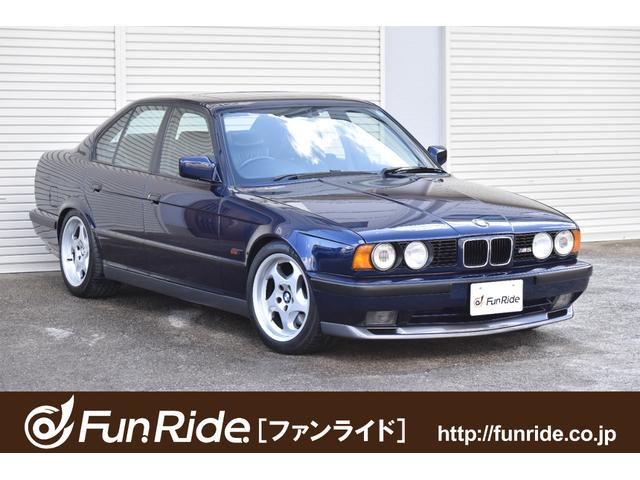 欧州車専門店のＦｕｎ　Ｒｉｄｅ［ファンライド］です。 希少なＥ３４　Ｍ５　が入荷しました。限定１０台の右ハンドル車です。