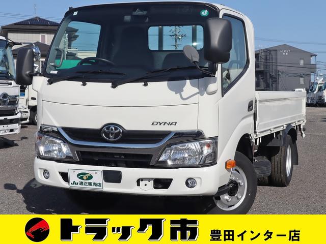 平ボディ　積載２ｔ　標準１０尺　フルジャストロー　ＰＣＳ　プリクラッシュ　車線逸脱警報　ＬＤＡ　ＶＳＣ　ＴＲＣ　ナビ　ＴＶ　ＥＴＣ　フォグランプ　車両総重量４３４５Ｋｇ　Ｎ０４Ｃターボ１３５馬力　荷台地上高８７ｃｍ　取説　スペアキー