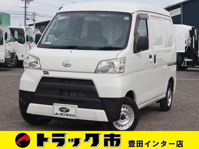 冷蔵冷凍車　積載３５０ＫＧ　東海特装車　デンソー　ＡＴ限定　－２〜＋３５℃設定　冷凍機能－３℃まで確認　荷室カーテン　両側スライドドア　ＥＴＣ　Ｗエアバッグ　ＫＦエンジン・５３馬力　車両総重量１４５０Ｋｇ　社外オーディオ　フロアマット