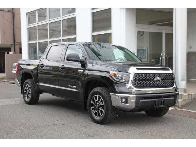 クルーマックス 4WD TRDオフロード サンルーフ TSS(1枚目)