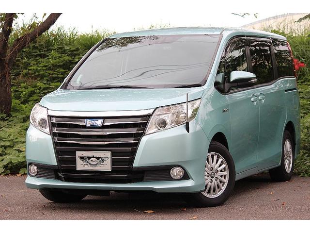 ノア ハイブリッドＧ　アルパイン１０Ｖ型ビックナビＴＶ　１２．８型リアフリップダウンモニター　バックモニター　地デジ　ＣＤ／ＤＶＤ　Ｂｌｕｅｔｏｏｔｈ　プラズマクラスター　両側パワスラ　ＥＴＣ２．０　ＬＥＤヘッド　クルコン（1枚目）