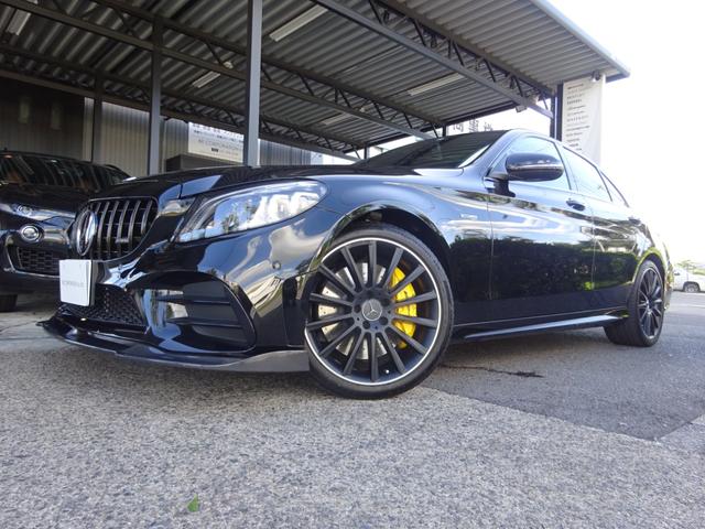 メルセデスＡＭＧ Ｃクラス Ｃ４３　４マチック　Ｃ４３　４マチック（５名）正規ディーラー車　右Ｈ　カーボンスポイラー　パナメリカーナグリル　カプリスト可変バルブ付きマフラー　トランクメッキガーニッシュＰ　取説　保証書　スペアキー有り