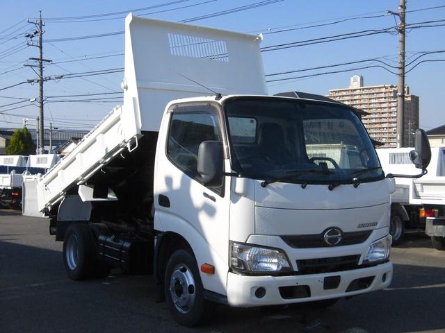 日野 デュトロ全低床２トン積強化ダンプ コボレーン付 ３方開 集中ドアロック ５速ｍｔ車の中古車 車体価格247 5万円 16 平成28 年式 走行7 2万キロ 車体色ホワイト 愛知県豊田市大島町錦３７ トラックｂａｓｅの在庫 グーネット中古車