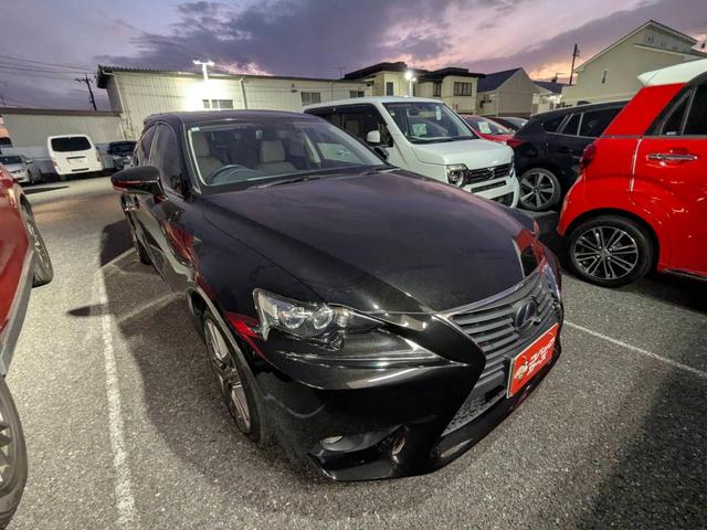 ＩＳ(レクサス) ＩＳ３００ｈ 中古車画像