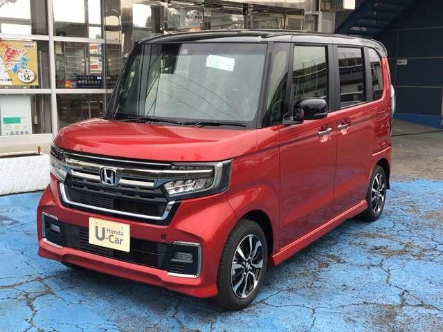 ホンダ Ｎ－ＢＯＸカスタム Ｌ　コーディネートスタイル　届出済未使用車　新車保証付　届出済未使用車　走行２ｋｍ　新車保証付　コーディネートスタイル　レッド／ブラックツートンカラー　両側電動スライドドア　８エアバッグ