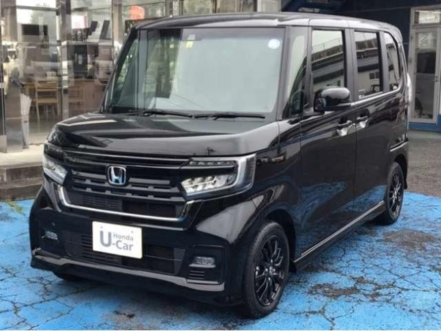 Ｎ－ＢＯＸカスタム Ｌ　スタイル＋ブラック　当社デモカー　新車保証付　当社デモカー　走行６．７６７ｋｍ　ナビ／ＴＶ／ブルートゥース／リアカメラ　両側電動スライドドア　シートヒーター　専用グリル／アルミ　新車保証付（1枚目）