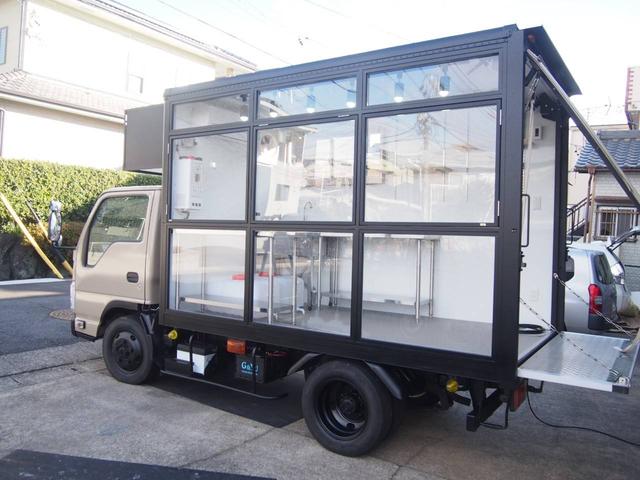 　キッチンカー　フードトラック　移動販売車　ケータリングカー　８ナンバー　保健所対応　カスタムフードトラック　カスタムキッチンカー　中型移動販売車　カスタム移動販売車　中型キッチンカー中型フードトラック