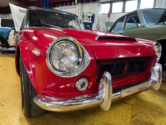 　ダットサン　ＳＲＬ３１１