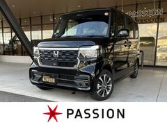 N-BOXカスタム ベースグレード 届出済未使用車 片側電動スライドドア スマートキー 衝突被害軽減ブレーキ 電動格納ドアミラー LEDヘッドライト シートヒーター バックカメラ アルミホイール ベンチシート コーナーセンサー 中古車画像