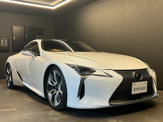 レクサス ＬＣ ＬＣ５００　Ｓパッケージ　ＥＴＣ　茶ハーフレザー　２１ＡＷ　シートＨ／Ｃ　３眼ヘッド　電動リアスポイラー　マクレビ　カーボンルーフ　ＣＤナビ　電動格納ミラー　禁煙車　電動シート