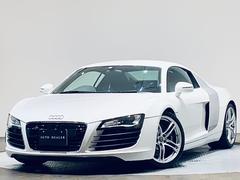 アウディ　Ｒ８　４．２ＦＳＩクワトロ　正規Ｄ車　マグネティックライド　右ハンドル