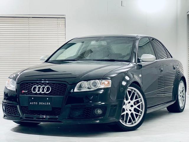 RS4（アウディ）ベースグレード　正規Ｄ車／鑑定済／６速ＭＴ／クラッチ一式交換済み／天張り張り替え済み／白革シート／１９インチＡＷ／ＳＴホイール／パワーシート／シートヒーター／クルコン／Aftermarketナビ／ＥＴＣ／Ｂカメラ／取説／保証書 中古車画像