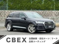 アウディ　Ｑ７　３．０ＴＦＳＩクワトロ　Ｓラインパッケージ　Ｑ７　３．０ＴＦＳＩクワトロＳラインパッケージ