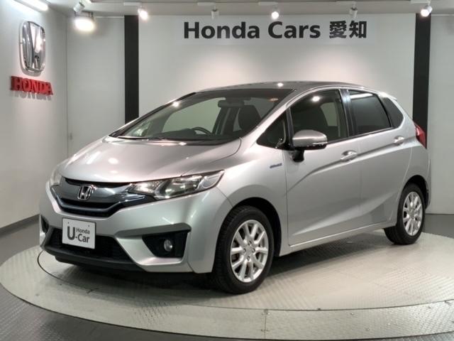 保証付きで内外装のクリ－ニングを徹底的に行い， 必要な消耗品交換と法定１２ヶ月点検又は車検整備後にご納車！全国納車可能！