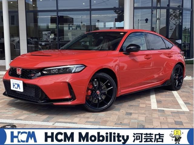 シビック(ホンダ) タイプＲ　Ｈｏｎｄａ　ＳＥＮＳＩＮＧ　９インチワイドディスプレイ　フルセグ　Ｂｌｕｅｔｏｏｔｈ　Ａｐｐｌｅ　ＣａｒＰｌａｙ　Ａｎｄｒｏｉｄ　Ａｕｔｏ　ＴＹＰＥ　Ｒ専用１０．２インチデジタルグラフィックメーター 中古車画像