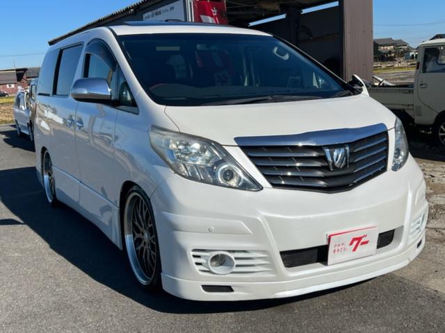 フリップダウンモニター／フルセグＴＶ（走行中視聴可） シルクブレイズマフラーカッター／純正１８インチアルミホイール付き