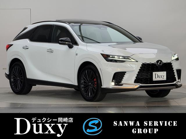 RX RX350 Fスポーツ 【改良後モデル!】 内装レッド 14型コネクトナビ パノラマルーフ 輻射ヒータ デジタルインナーミラー オレンジキャリパー 12.3TFTメーター 寒冷地 ドラレコ 置充電 ルーフレール 純正21AW(1枚目)